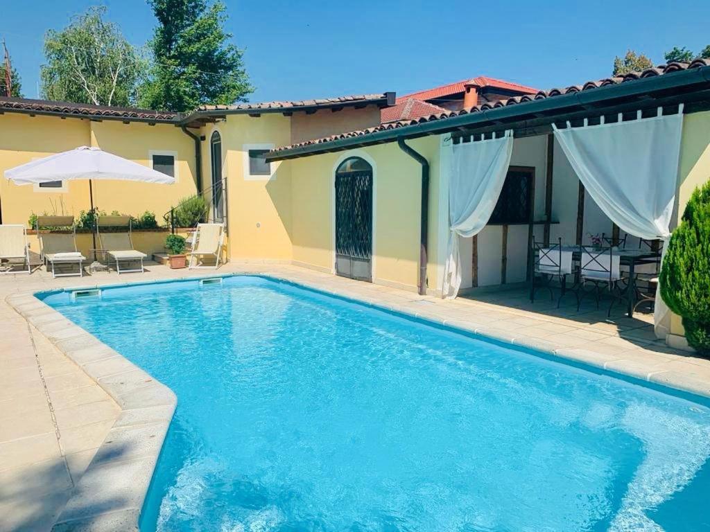 Relais Torre Dei Torti - Luxury Bed And Breakfast Cava Manara Bagian luar foto