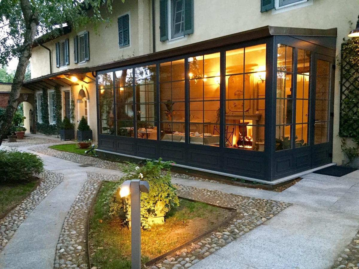 Relais Torre Dei Torti - Luxury Bed And Breakfast Cava Manara Bagian luar foto