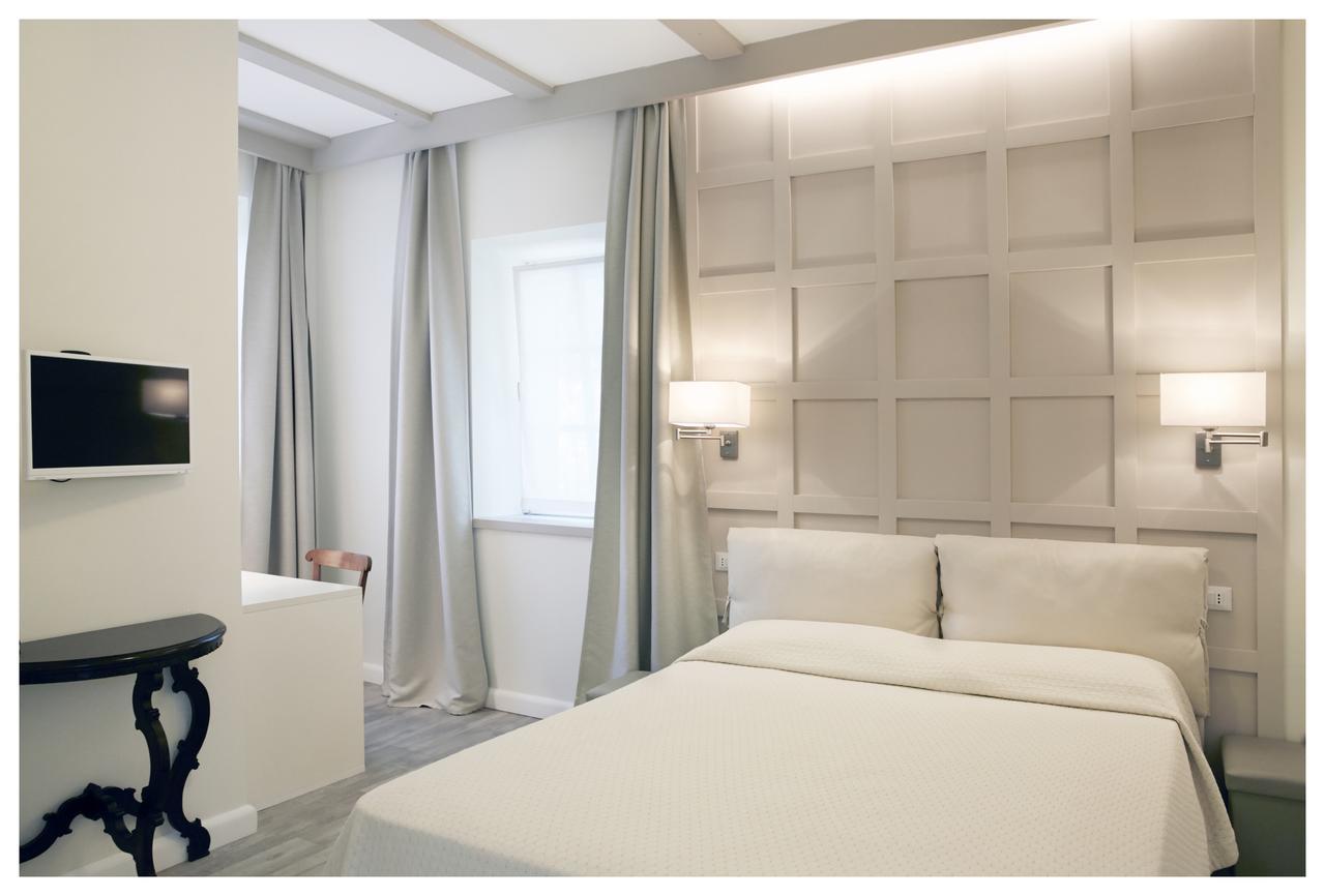 Relais Torre Dei Torti - Luxury Bed And Breakfast Cava Manara Bagian luar foto